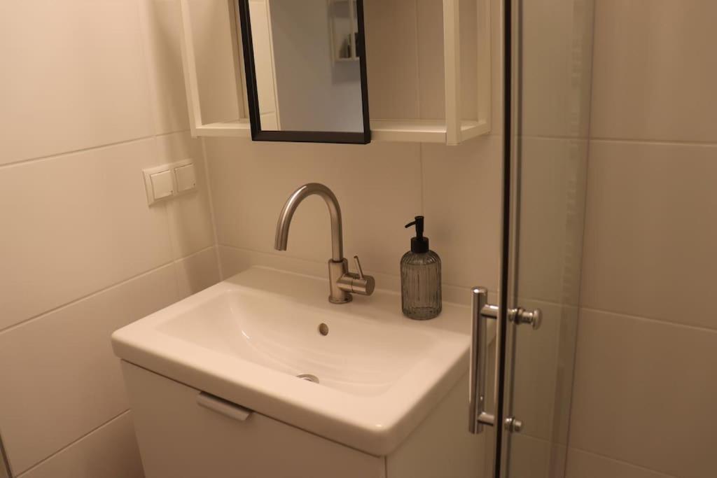 City Apartment Rudolf 26M2 Graz Buitenkant foto